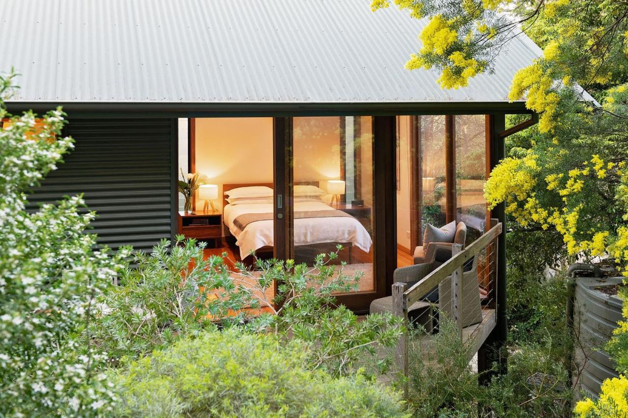 Cladich Pavilions Bed And Breakfast Aldgate エクステリア 写真