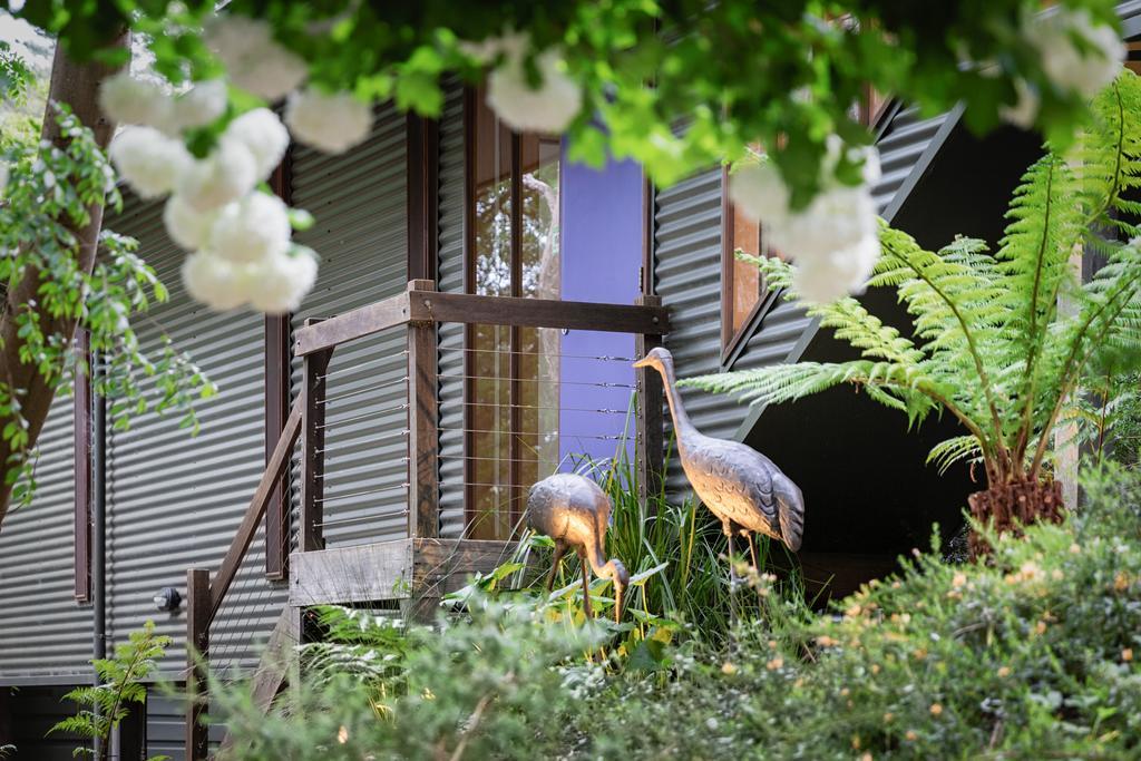 Cladich Pavilions Bed And Breakfast Aldgate エクステリア 写真